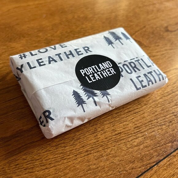 Portland Leather mini daisy wallet Cosmo NWT - Picture 3 of 4